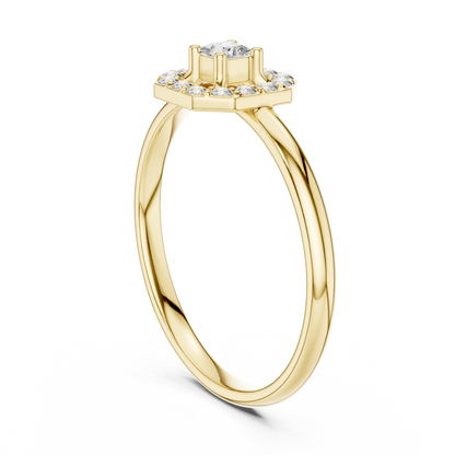 Princess diamond centerpiece | radiant halo sparkle | symbol of endless devotion